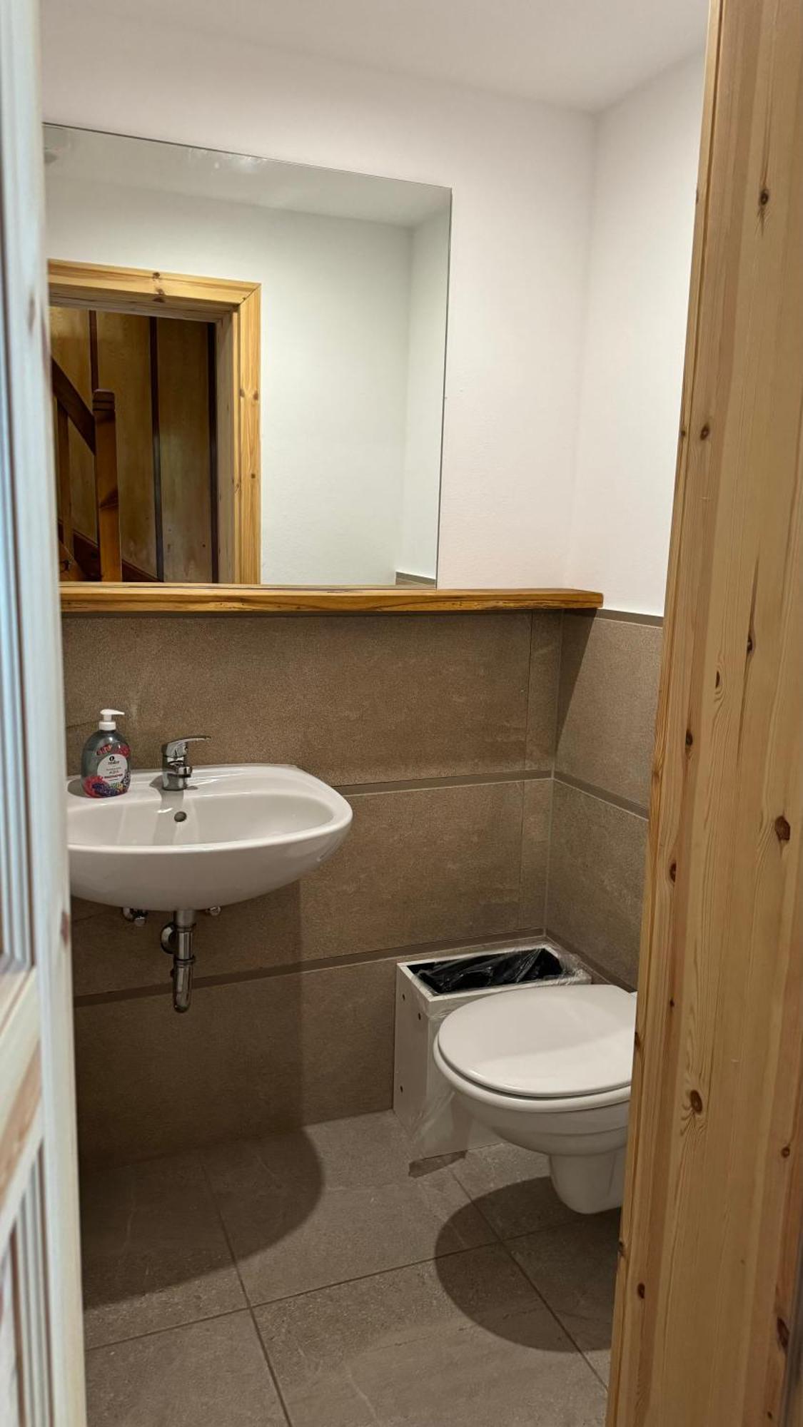 - Der Schwarzstorch Apartment *